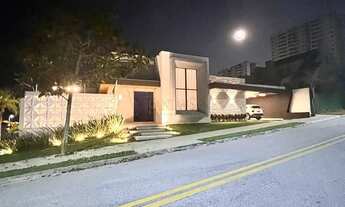 Imagem 2: Venda de Casa de Luxo no Condomínio Monte Carlo - Elegância e Sofisticação