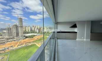 Imagem 2: Vista Maravilhosa! 4 Suítes! 4 Vagas! Repleto de armários! Lazer de Clube! Recém entregue!