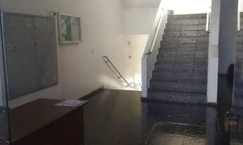 Imagem 2: EXCELENTE CONJUNTO COMERCIAL COM ESTACIONAMENTO, NO PORTÃO