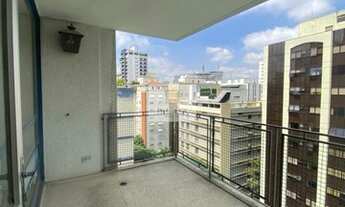 Imagem 3: Higienópolis : Terraço com janelões estendido a sala , 200m²