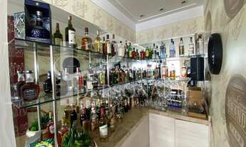 Imagem 6: Luxuoso Apartamento à Venda, com 297 m² de área útil privativa, 04 suites e 06 vagas, no