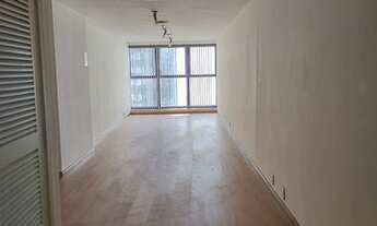 Imagem 2: Sala/Conjunto para venda tem 47 metros quadrados em Centro - Rio de Janeiro - RJ