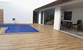 Imagem 2: Casa de condomínio para aluguel tem 350 metros quadrados com 4 quartos