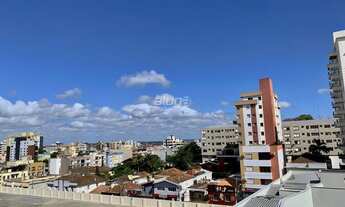 Imagem 2: Apartamento no Centro De 1 Dormitório, Sala de Estar, Banheiro Social, Cozinha, Área de Se