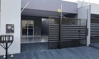 Imagem: Casa P/Aluguel-120m²3 Dormitorios C/1 Suíte-Piscina-Churrasqueira-Porcelanato