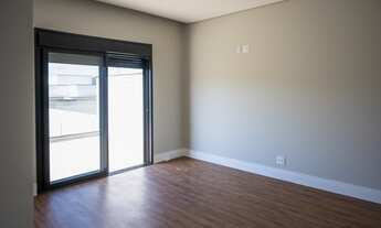 Imagem 7: Casa para venda possui 205 metros quadrados com 3 quartos em condomínio