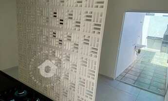 Imagem 2: Belíssima casa c/ acabamento de luxo, 2 quartos, 1 suíte c/ piscina, churrasqueira, cerca