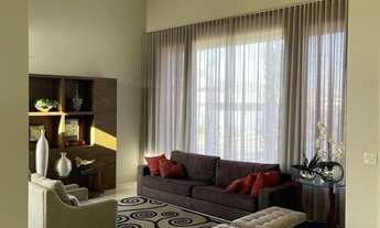 Imagem 4: Casa de condomínio para venda com 290 metros quadrados com 4 quartos