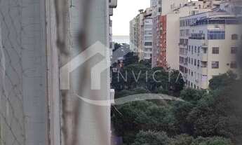 Imagem 5: Apartamento para venda possui 230 metros quadrados com 4 quartos em Copacabana - Rio de Ja