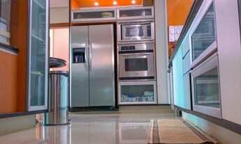 Imagem 6: Sobrado no Condomínio Granville, Alto Padrão, 4 Suítes, 655 mts de área, Lindo