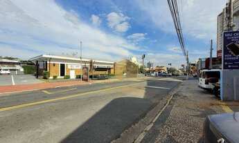 Imagem 3: Casa com 4 dormitórios para alugar, 226 m² por R$ 3.500,00/mês - Taquaral - Campinas/SP