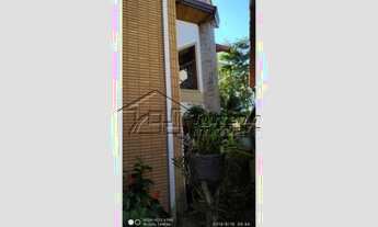 Imagem 2: Lindíssima casa em condomínio fechado no Jardim das Colinas