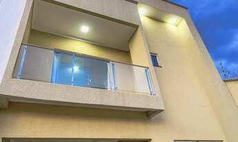 Imagem 2: Sobrado para venda tem 155 metros quadrados com 3 quartos em Setor Gentil Meireles - Goiân