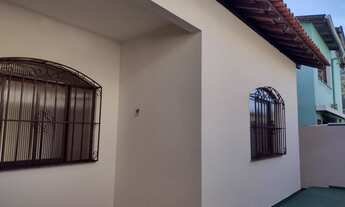 Imagem 3: Casa para aluguel com 53 metros quadrados com 2 quartos em Santa Bárbara - Niterói - RJ