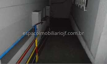 Imagem 4: Casa com 4 Quartos e 2 Banheiros, à venda no bairro Fábrica, Juiz de Fora - MG