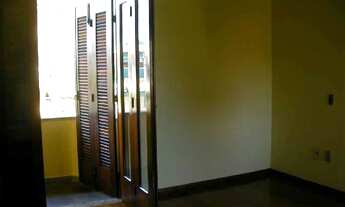 Imagem 2: Cod 248 Casa Pecado 4/4 , sendo 1 Suíte Hidromassagem, quartos split, Armários Planejados