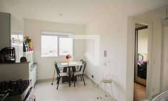 Imagem 4: Apartamento à Venda - Itaquera, 2 Quartos, 32 m2