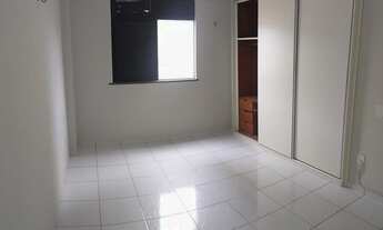 Imagem 4: Apartamento para aluguel possui 85 metros quadrados com 3 quartos em Ponta D'Areia