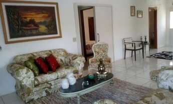 Imagem 5: Linda Casa com 4 Quartos (3 Suítes sendo 1 Master com Closet), Salão de Festa, Churrasquei