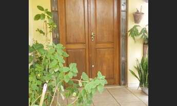 Imagem 7: Casa de 180m² com piscina