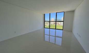 Imagem 2: OPORTUIDEDE! Apartamento para venda com 4 quartos 3 vagas em Meia Praia - Itapema - SC