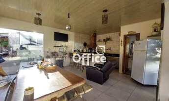 Imagem 2: Casa com 3 quartos e piscina à venda, por R$ 450.000 - Vila Jaiara - Anápolis/GO