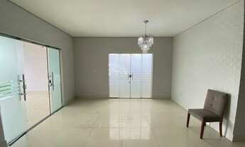 Imagem 5: ALUGO UMA MAGNIFICA CASA COM DOIS PAVIMENTOS E FINO ACABAMENTO EM CONDOMIINIO FECHADO, APR