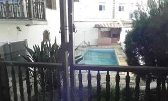 Imagem 6: ÓTIMA CASA COM 5 QUARTOS NO BAIRRO CAIÇARAS!