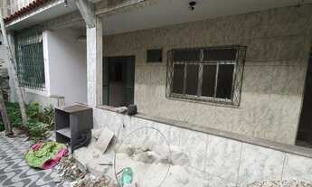 Imagem: CASA TERREA CURICICA AMPLA REFORMADA 2 QTS