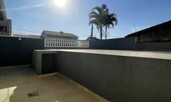 Imagem 2: Casa para Venda em Indaiatuba, Jardim Regina, 3 dormitórios, 2 suítes, 3 banheiros, 4 vaga