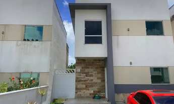 Imagem: Aluga se casa de condomínio fechado. 2000