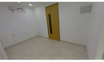 Imagem 6: Sala no centro comercial de Santa Rosa