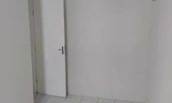 Imagem 4: Apartamento c/ 2 dormitórios para alugar, por R$ 750,00/mês- Tabapuá - Caucaia/CE