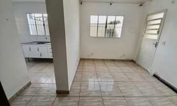 Imagem 2: Casa 2 Dor Sala Cozinha Banheiro