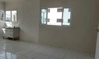 Imagem 3: Sobrado para alugar - Centro - 03 dormitórios em piso frio