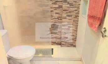 Imagem 5: Lindo apartamento reformado - sala ampla com janela em alumínio - 2 quartos (1 com armário