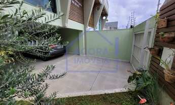 Imagem 3: Ótima casa de 3 dormitórios com suíte e 4 vagas de garagem em coqueiros Florianópolis - SC