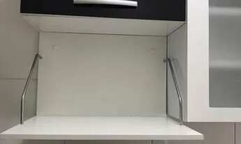 Imagem 3: Alugo Gamaggiore 2 qts com armários na cozinha, torre 2, top!