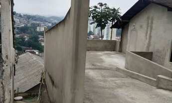 Imagem 7: 2 casas. 1 CASA 3 QUARTOS, 1 SUITE E CLOSET. PISO LAMINADO NOS QUARTOS