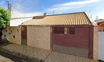 Imagem 2: Casa no "Conjunto Habitacional Catanduva" - Catanduva/SP