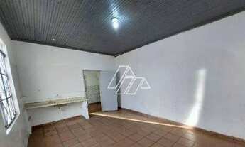 Imagem 3: Casa com 1 dormitório para alugar por R$ 1.000,00/mês - Banzato - Marília/SP