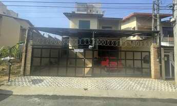 Imagem: Casa para aluguel possui 350 metros quadrados