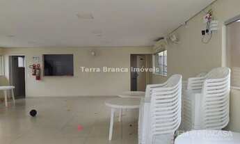 Imagem 3: Apartamento com 2 Quartos para Alugar por R$ 900/mês<br><br>