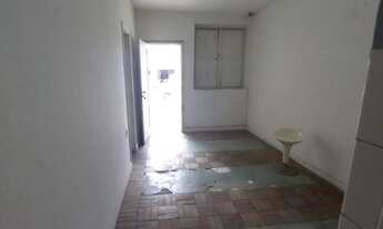 Imagem 2: Cod: 52 - Casa com 80m2 Para moradia ou Comercio - 50m da Epitácio Pessoa - B dos Estados