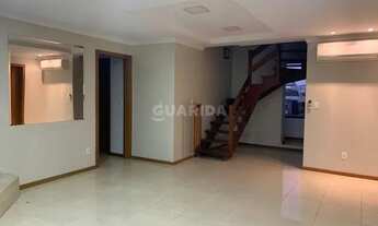 Imagem 2: Cobertura de 03 dormitórios, sendo 01 suíte, 2 vagas de garagem no bairro Bela Vista