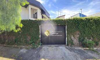 Imagem 2: Sobrado Espetacular com Acesso por Duas Ruas