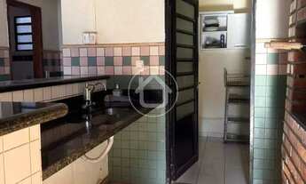 Imagem 6: LINDO SOBRADO 3 QUARTOS SENDO 2 SUITES E1 BANHEIRO