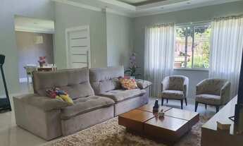 Imagem: Condomínio de alto padrão com 2 casas