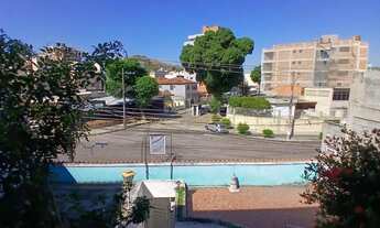 Imagem 2: Casa com 3 Quartos à venda, 70 m² por R$ 650.000 - Vila Valqueire - Rio de Janeiro/RJ