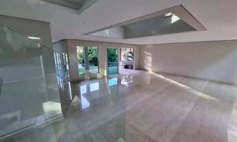 Imagem 9: Casa à venda e para alugar em Santana de Parnaíba, Alphaville, com 5 suítes, com 760 m²